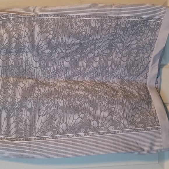 Fabletics XL compression workout tank - Picture 2 of 6